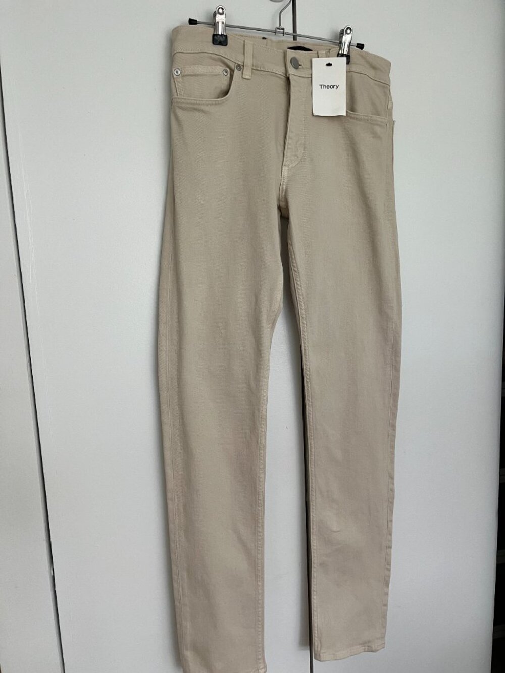 $195 Theory Mens Slim Demin Jeans 28 in 'Sand' light beige NWT - Picture 15 of 16